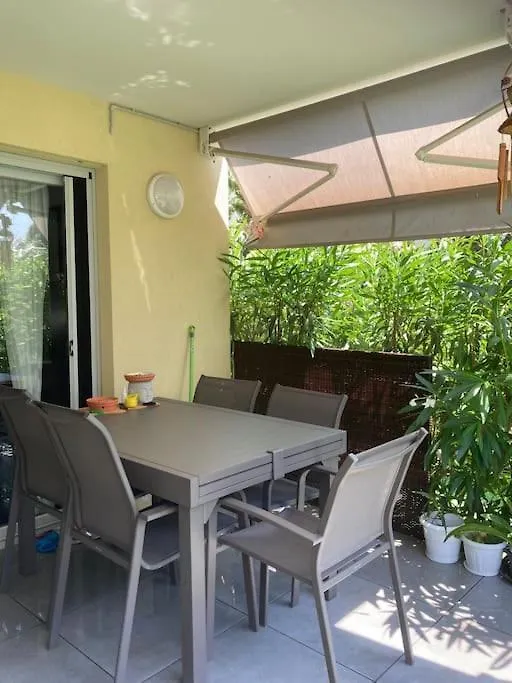 Tres Belle Appartement 케인즈수르메르 아파트